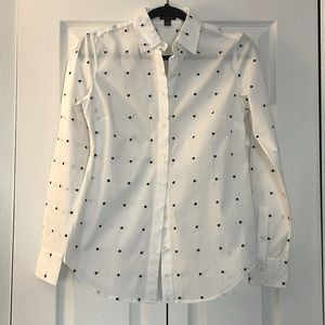 NWOT Ann Taylor white button down shirt size 2